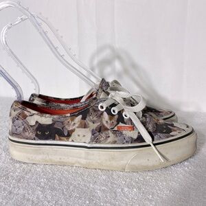 Vans X ASPCA Cat Print Limited Edition Low Profile Lace Up Sneakers 7